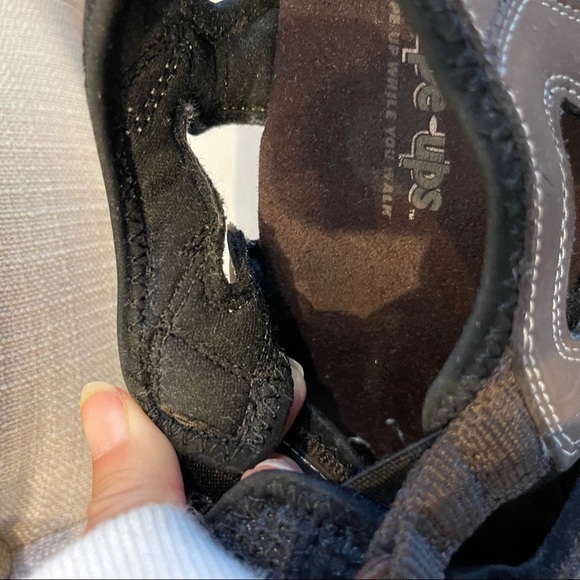 SKECHERS Mens Shape-Up Sandal - Picture 6 of 8